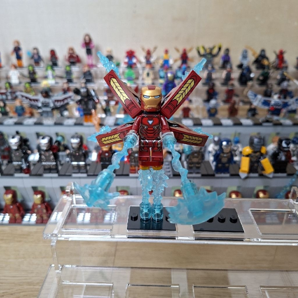 Lego Minifigure Iron Man - Mark 50 Armor, Small Helmet Visor, Wings with Stickers SH0497as