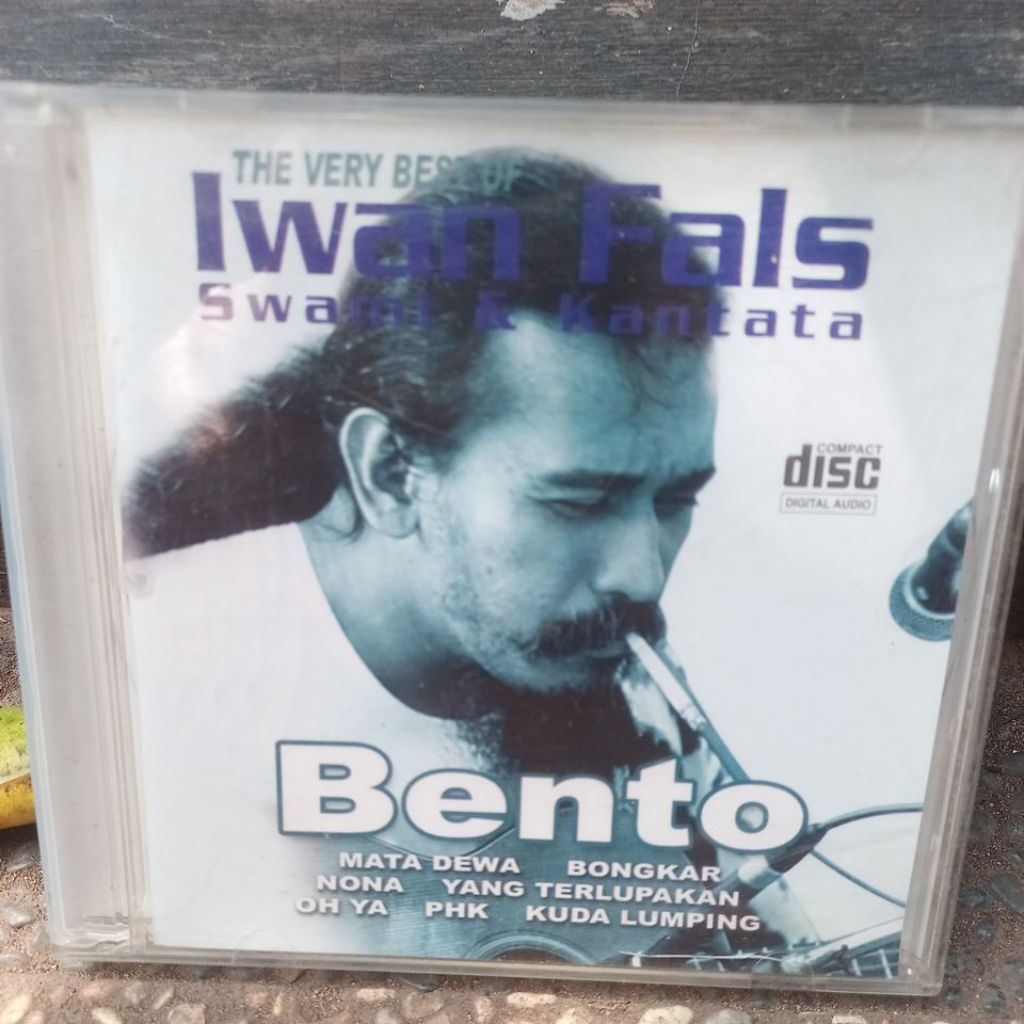 cd iwan fals - the very best iwan fals - bento