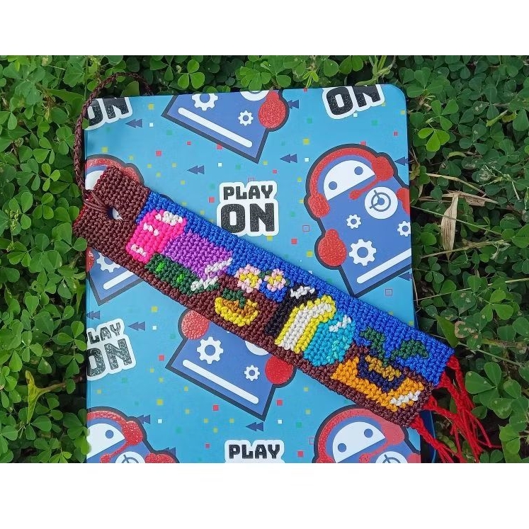 

(Pre order) Handmade Bookmark (Bookshelf theme)
