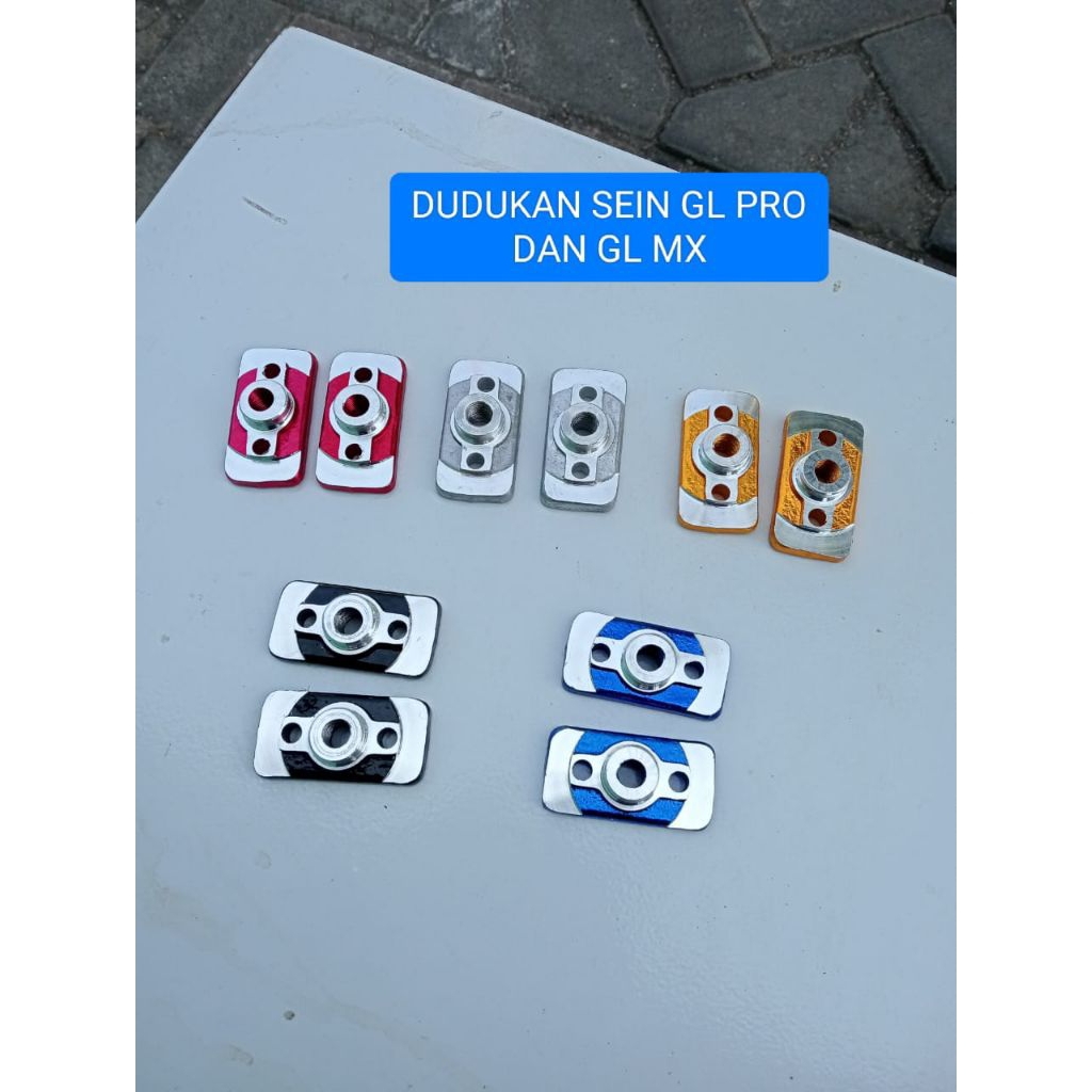 DUDUKAN LAMPU SEIN GL PRO BELAKANG/PANGKON SEN GL MAX /SEPATU RITING GLPRO KANAN KIRI