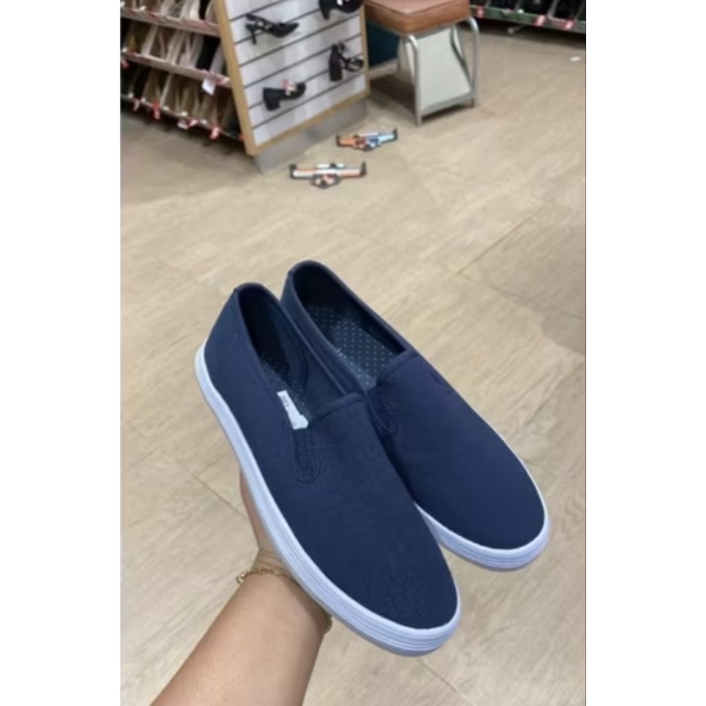 Sepatu City Sneaks by Payless (bekas pribadi)