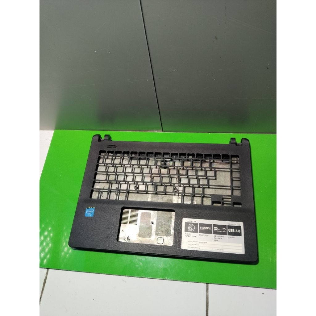 Casing Bawah Bottom Case+Frame Keyboard Palmest Laptop Acer Aspire Es1-431 Es1-411