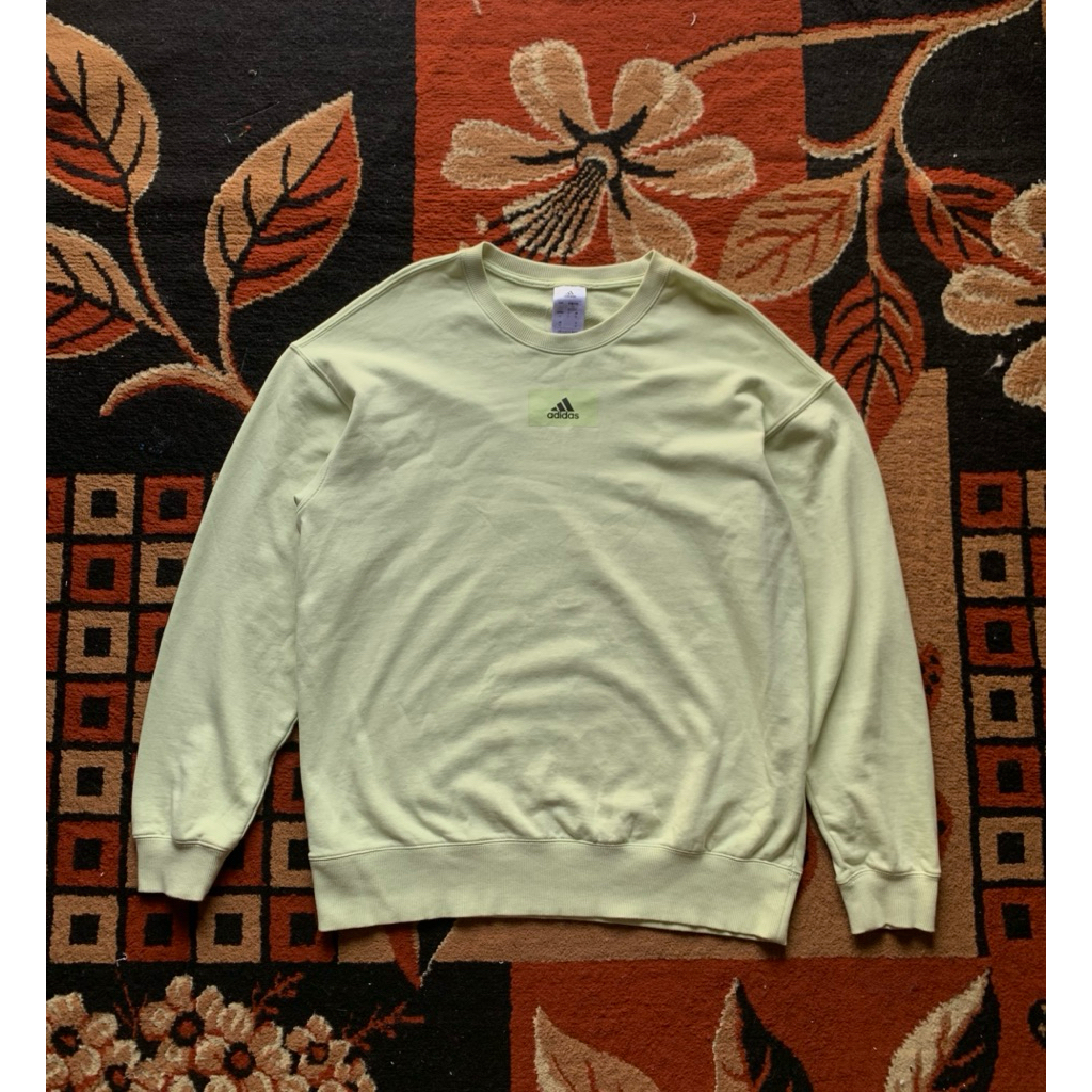 crewneck adidas center second