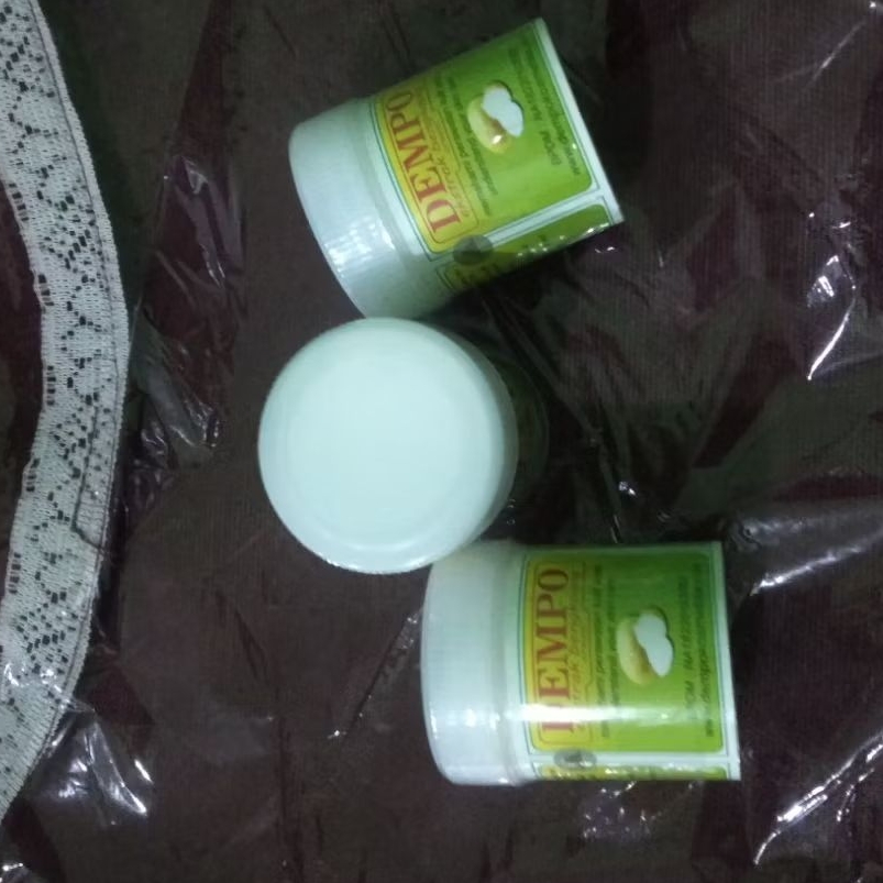 3 Botol Krim Dempo Snow Sari Bengkoang Hijau