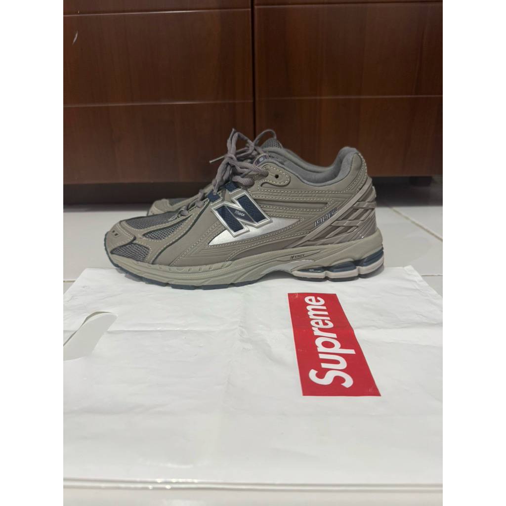 sepatu NB new balance 1906r natural grey second