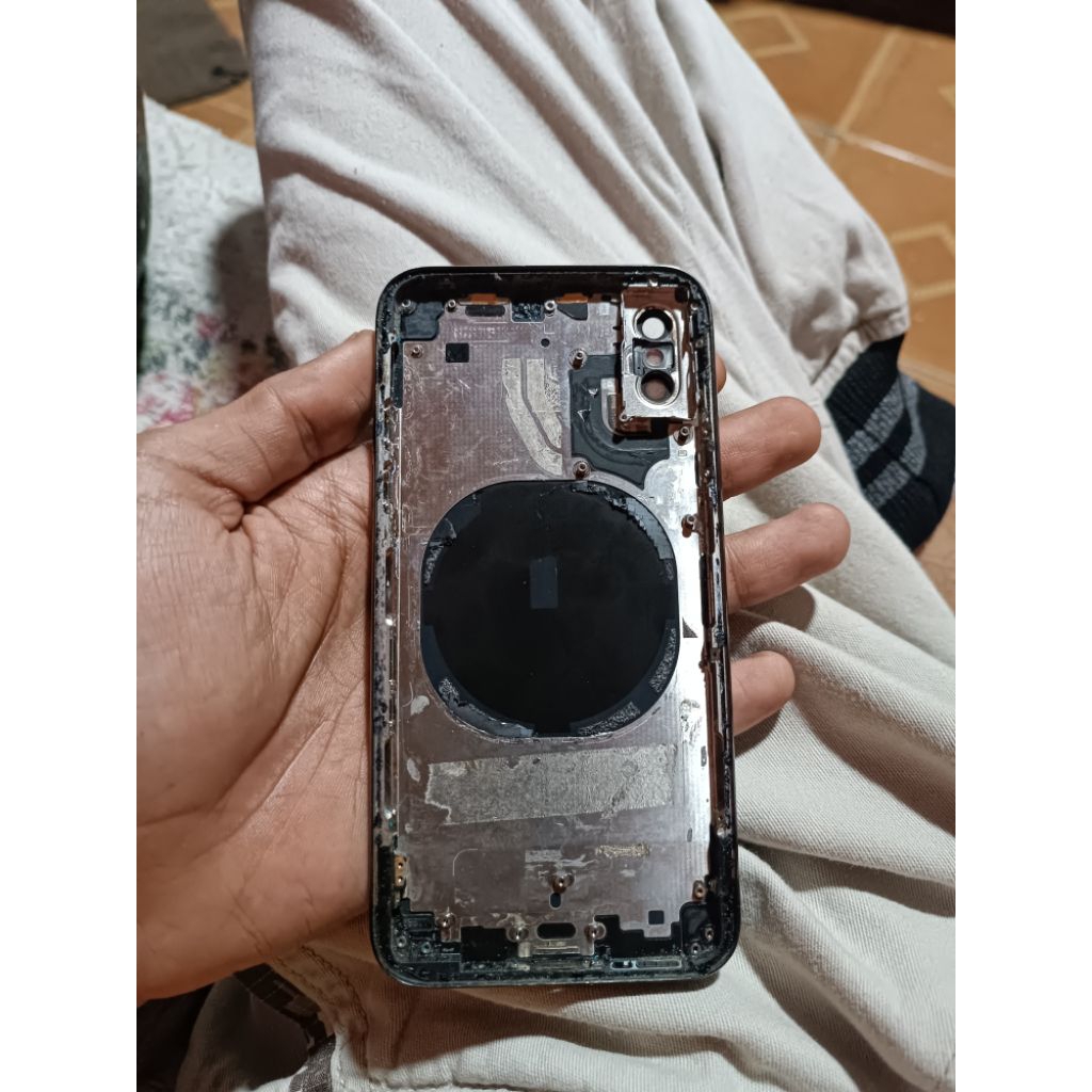 HOUSING IPHONE XS COPLOKAN ORIGINAL ( MINUS BACKDOOR RETAK/PECAH )