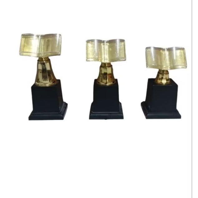 piala trophy kejuaraan MTQ/membaca Alquran 1 set juara 123