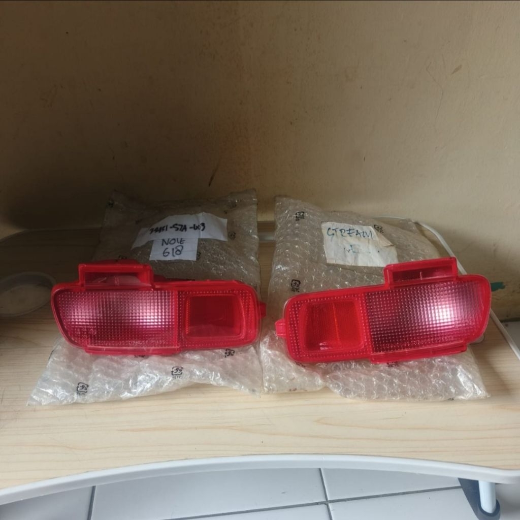 Lampu reflektor bemper belakang honda stream 2002 2003 original