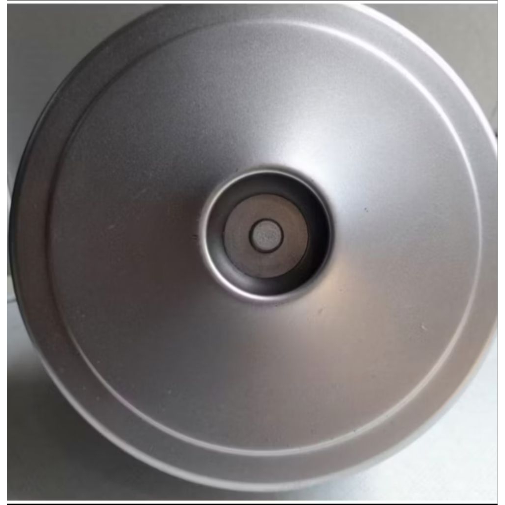 Dinamo vacum cleaner merk lux