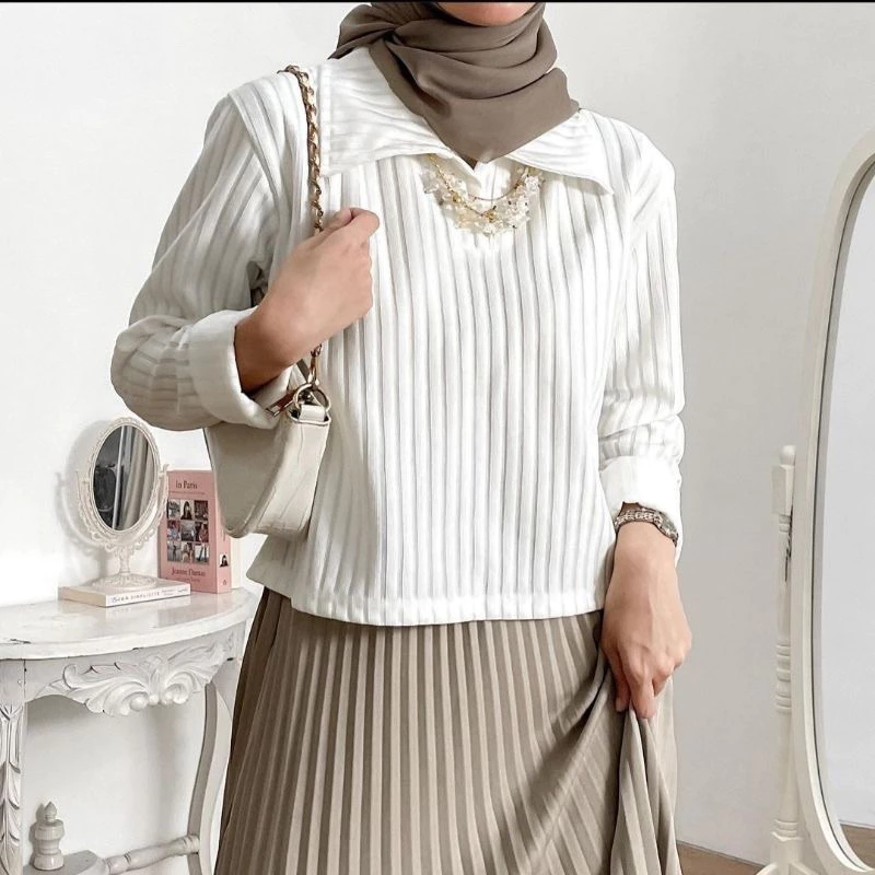 Kaos Polo Crop Lengan Panjang Wanita / Atasan Crop Wanita Lengan Panjang Knit