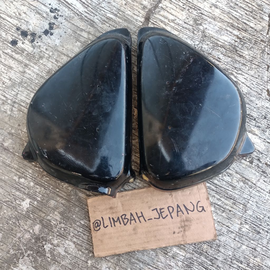 COVER BOX ACCU KANAN KIRI KEMPOL AKI CG 100 110 CB 100 125 GADING ORIGINAL SECOND COPOTAN MOTOR