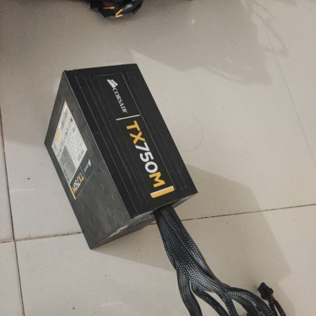 power supply Corsair tx750m