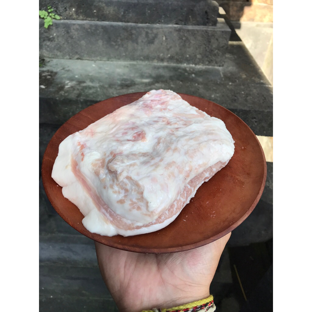 

Pork Jowl / Daging Babi Pipi Leher