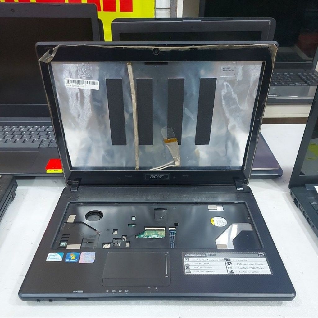 Laptop acer aspire 4738Z intel pentium jual kondisi seperti ini mati total tanpa lcd tanpa keyboard 