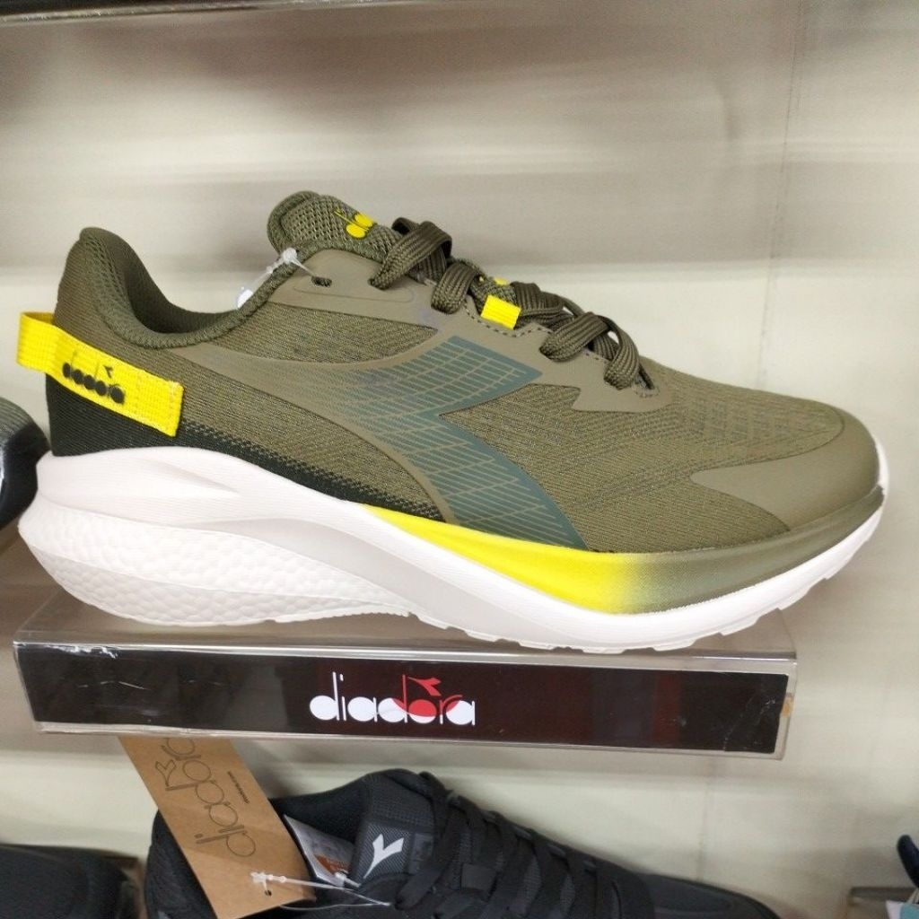 DIADORA PARANO RUNNING CASUAL SPORTS MEN