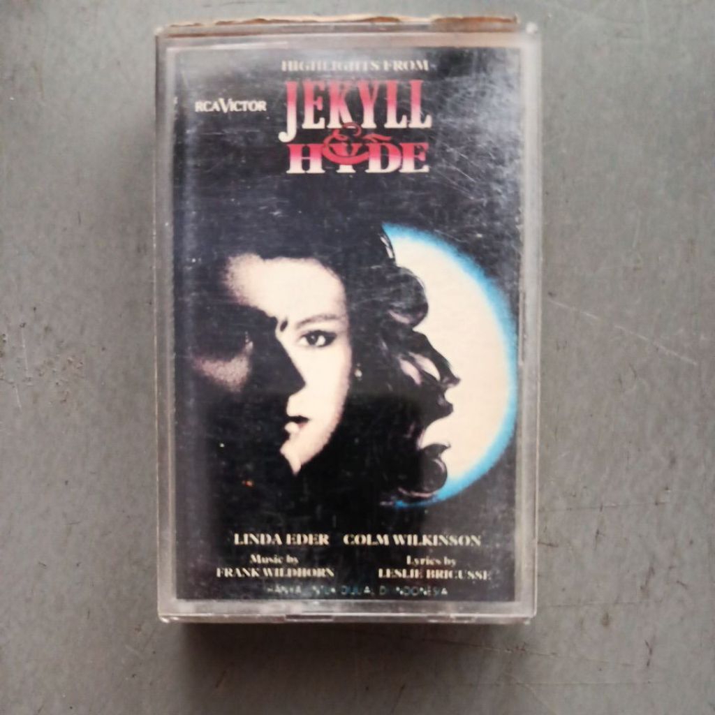 kaset lagu Jekyll & Hyde