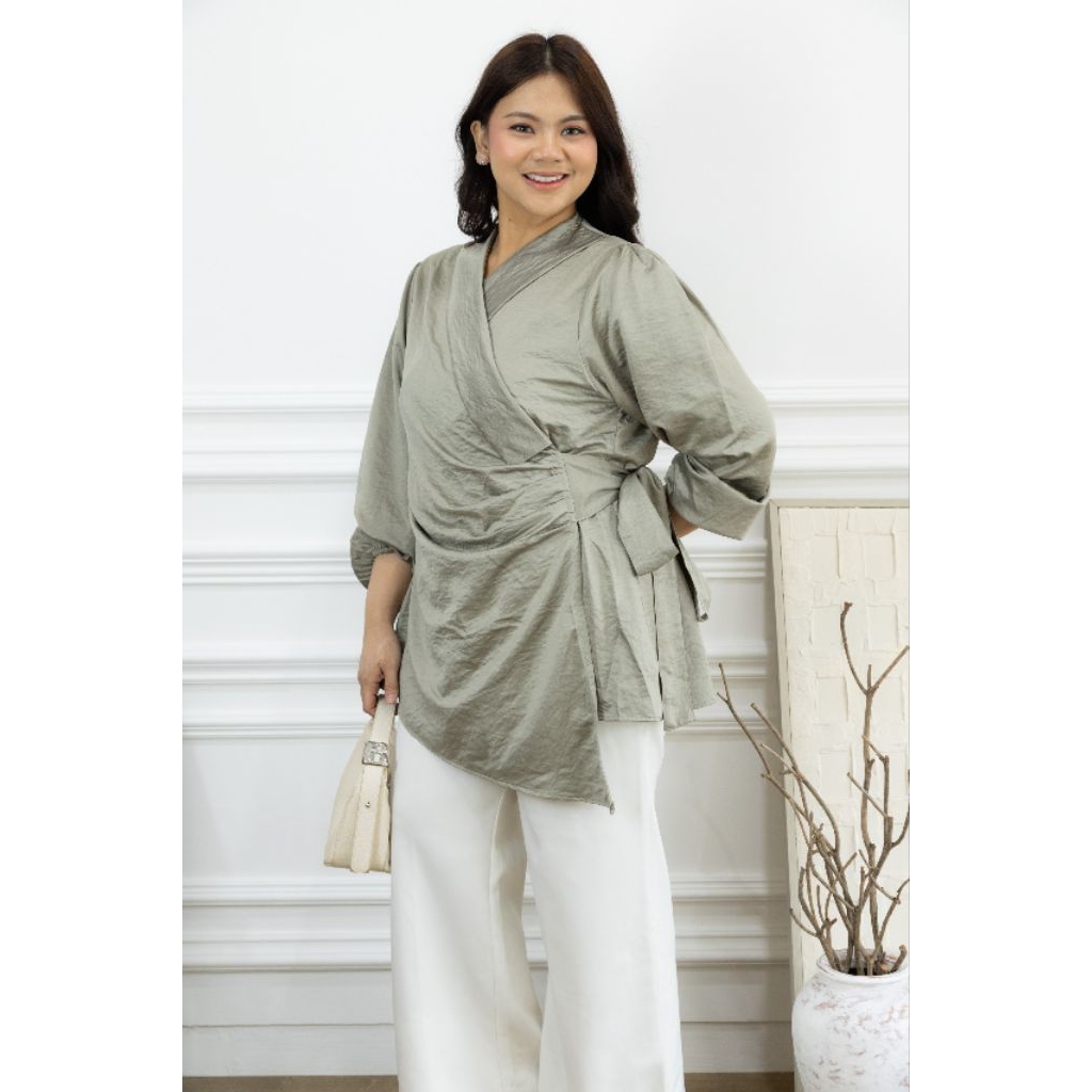 Lunar Blouse - Poyswear Official