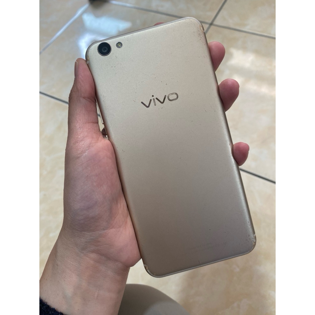vivo v5s 4/64gb