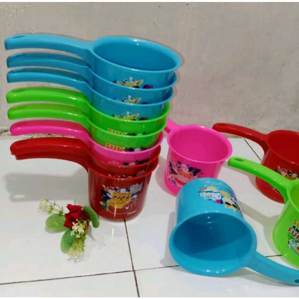 12 PCS/1 LUSIN GAYUNG MANDI GAYUNG MANDI PLASTIK MOTIF KARAKTER