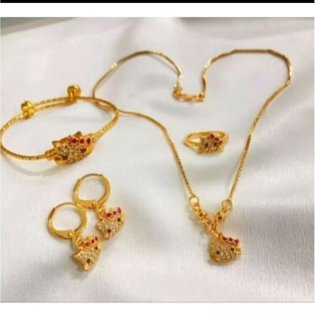 Set Anak Mewah Titanium Tahan Lama Motif Hello Kitty / Titanium Asli Anti Karat Selamanya 1 Set Anak