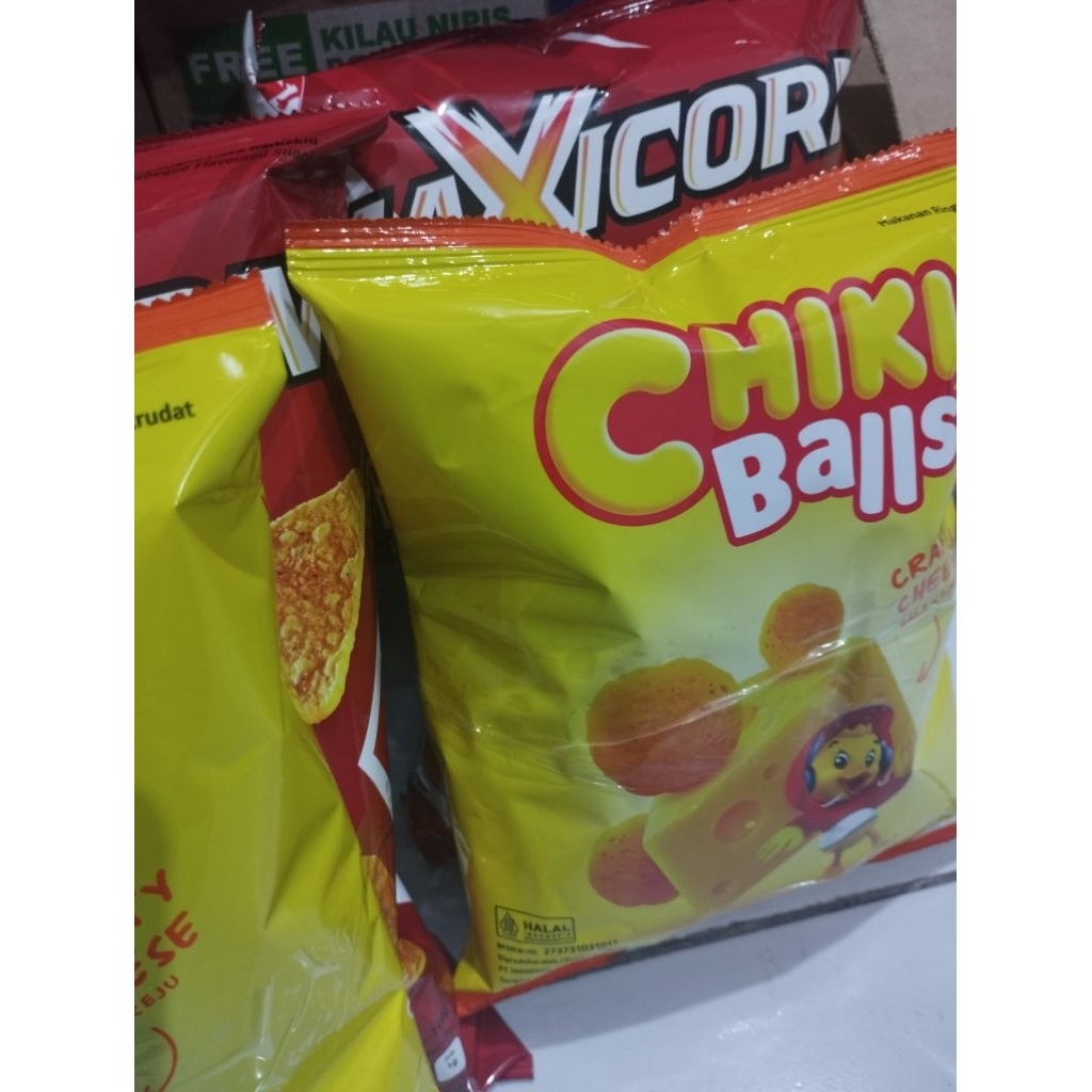 

maxicorn bbq 140 gram + chiki ball 55 gram