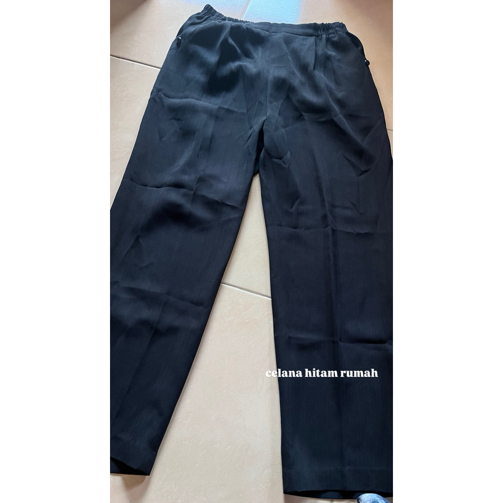 Preloved Celana Hitam