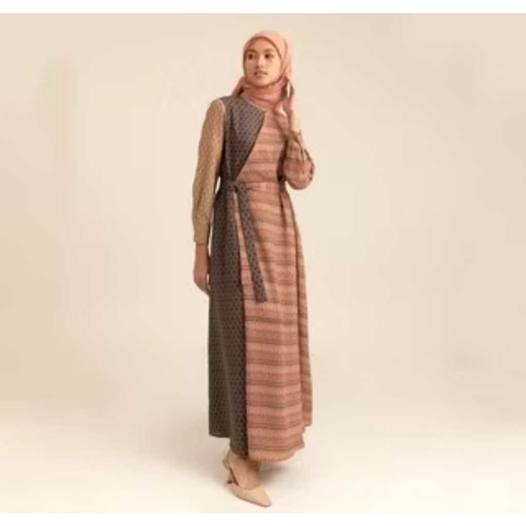 Preloved Aelin Dress by Kamiidea