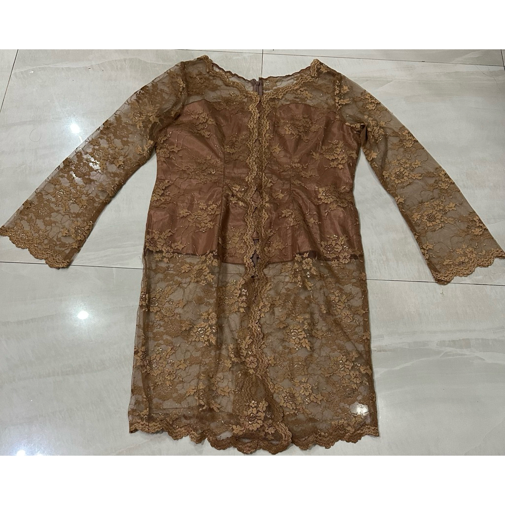 Atasan baju kebaya brokat dewasa