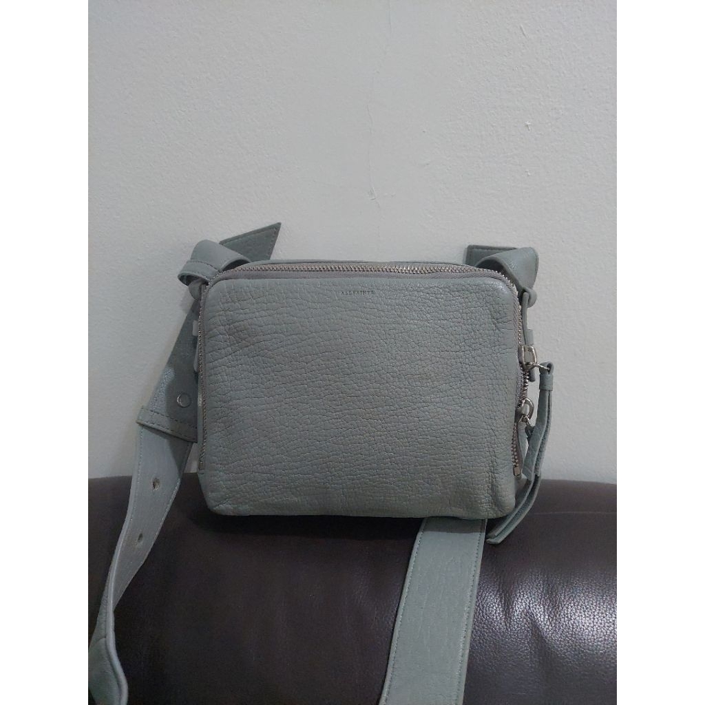 Sling Cambag All Saints