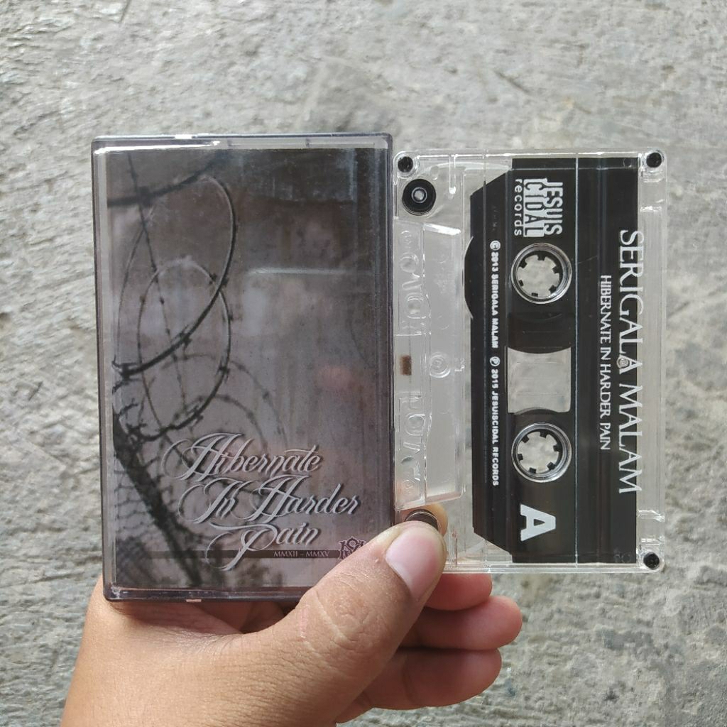 Kaset Pita Serigala Malam - Hibernate In Harder Pain