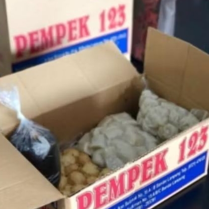 

Pempek 123 Ukuran Kecil : 17 pcs Lampung Frozen