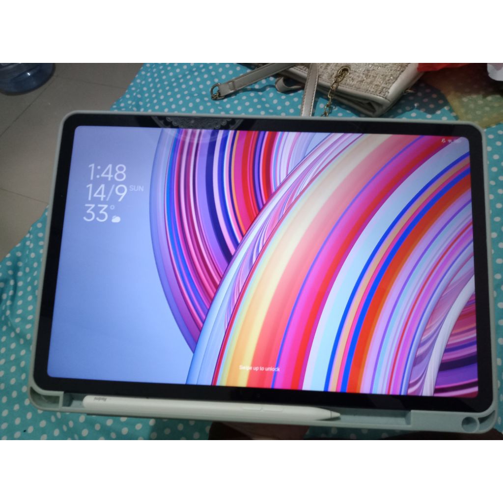 Tablet Tab Redmi Pad Pro Bekas Seperti Baru Sudah Termasuk Pen dan Casing Pelindung
