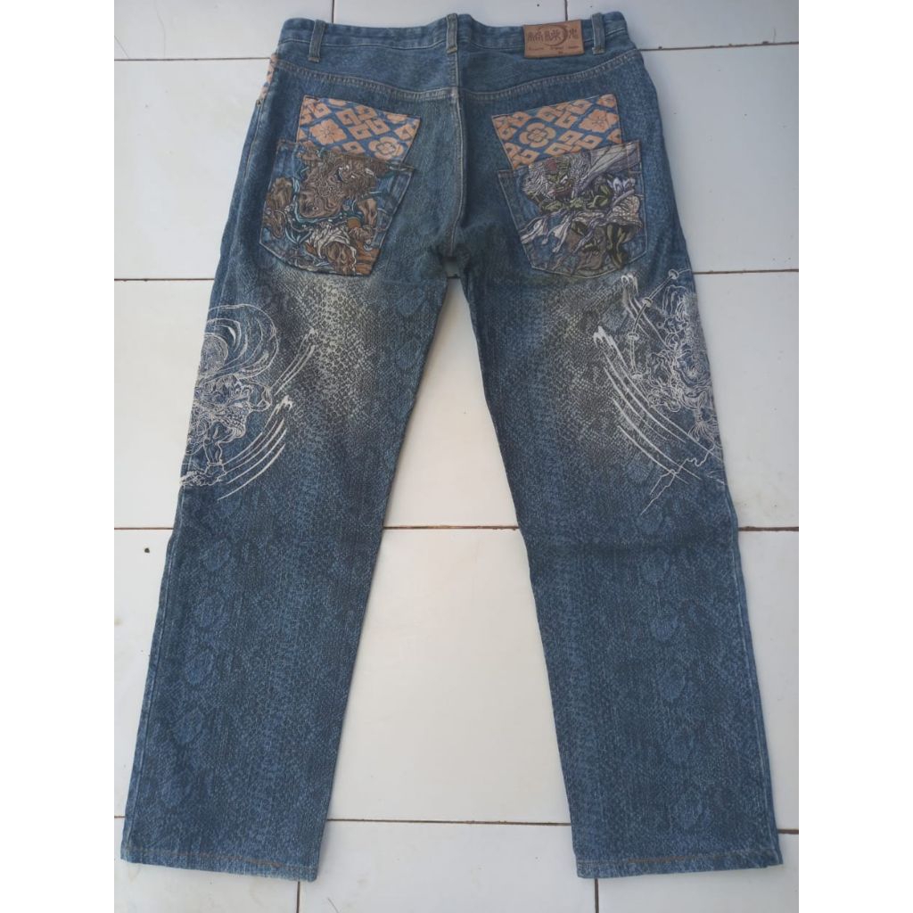 Jeans sukajan karakuri tamashi