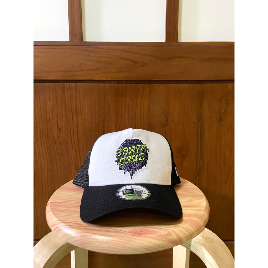 SANTA CRUZ NEW ERA TRUCKER HAT