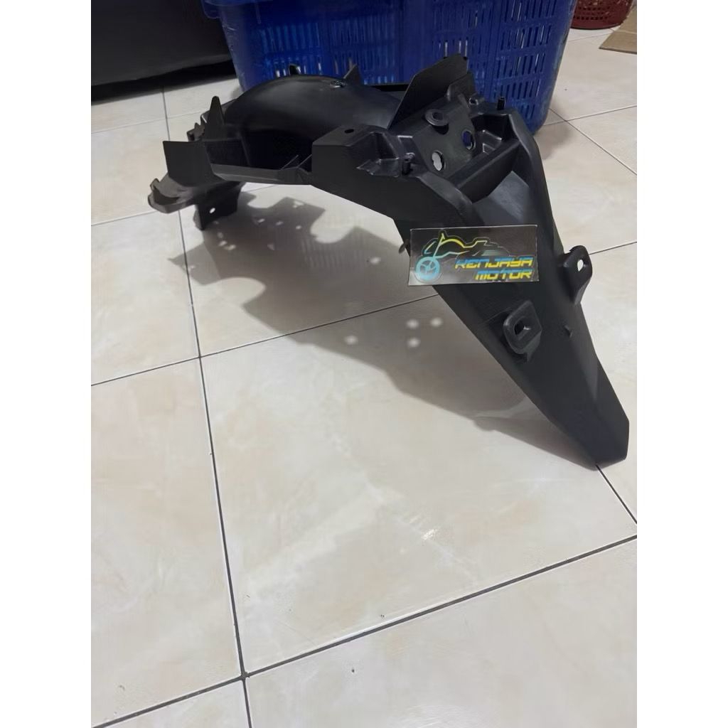 SAYAP SPAKBOR BELAKANG SUPRA X 125 FI INJEKSI TAHUN 2014 KEATAS