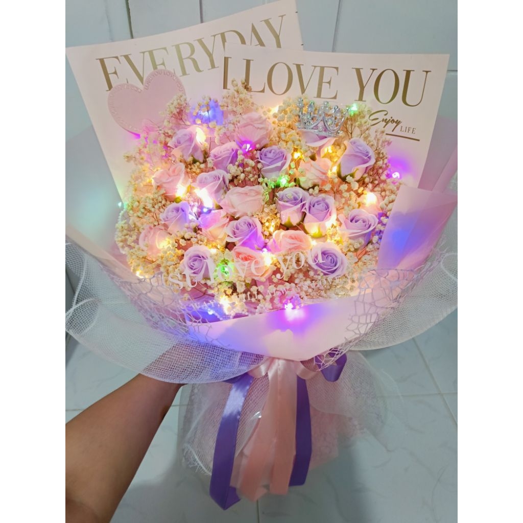 

BUKET ULTAH / BUKET VALENTINE / BUKET MURAH / BUKET BUNGA / BUKET ANNIVERSARY / KADO / HAMPERS / BUKET LED / BUKET LAMPU / BUNGA