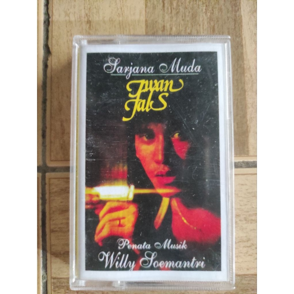 kaset pita IWAN FALS " sarjana muda"