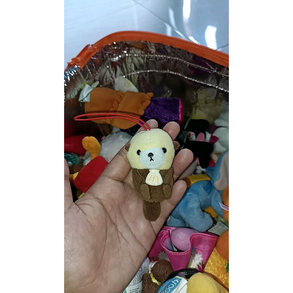 Ganci/keychain/gantungan Otter bulir amuse