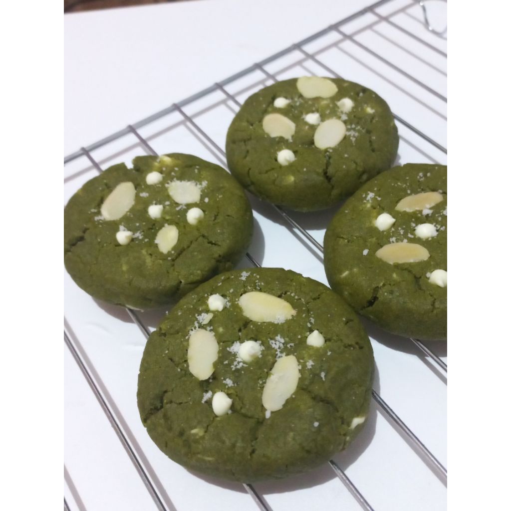 

Soft Cookies Matcha and White Chocolate