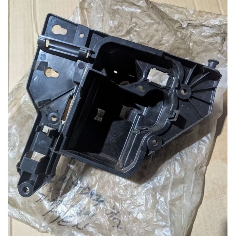 Cover Tempat Dudukan Aki Yamaha L2super L2SN L2S ORIGINAL