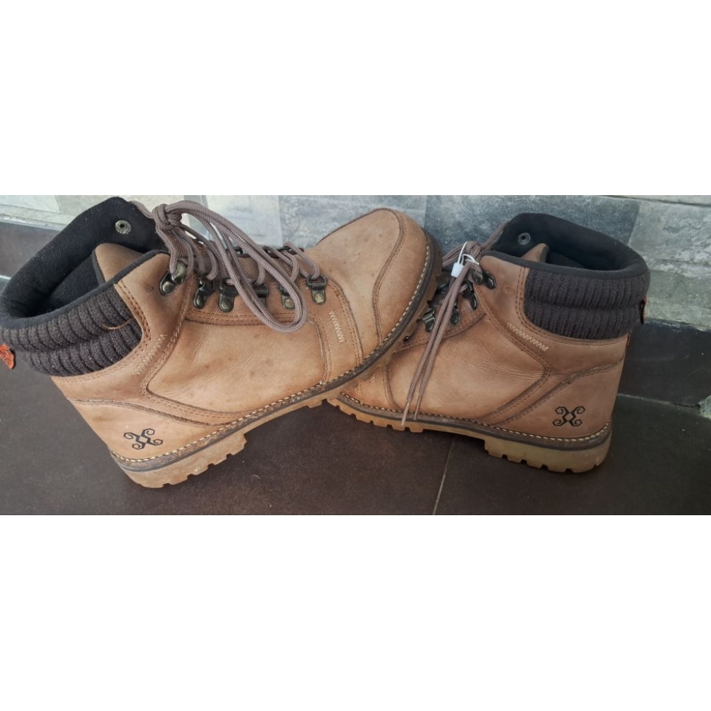 Sepatu boots Eiger Oblivion Borneo