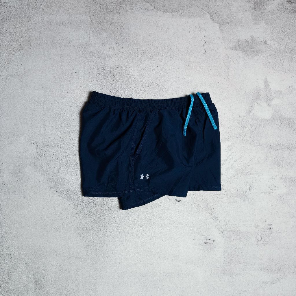 Size M celana running under armour CP084