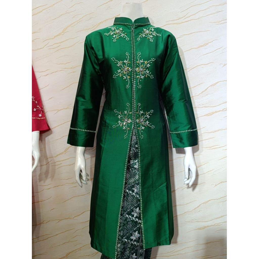 Atasan kebaya kurung taffeta payet hijau ~ kebaya taffeta tunik Melayu ~ kebaya taffeta premium ~ ke