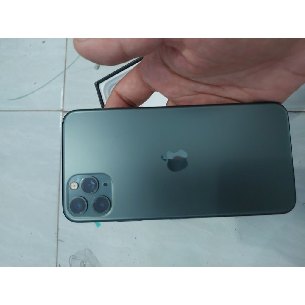 iPhone 11 PM matot gambling