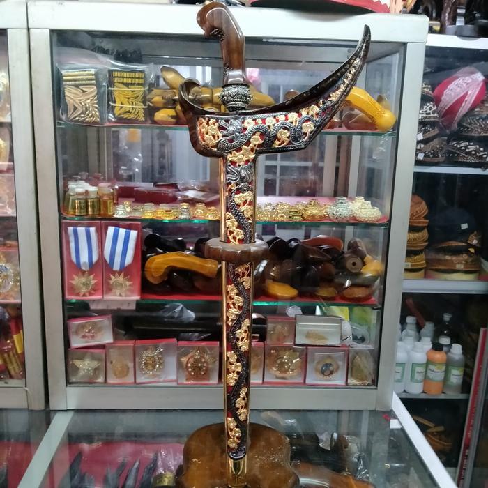 Set Warangka  Ladrang Model Topeng  Motif Naga Hias Permata