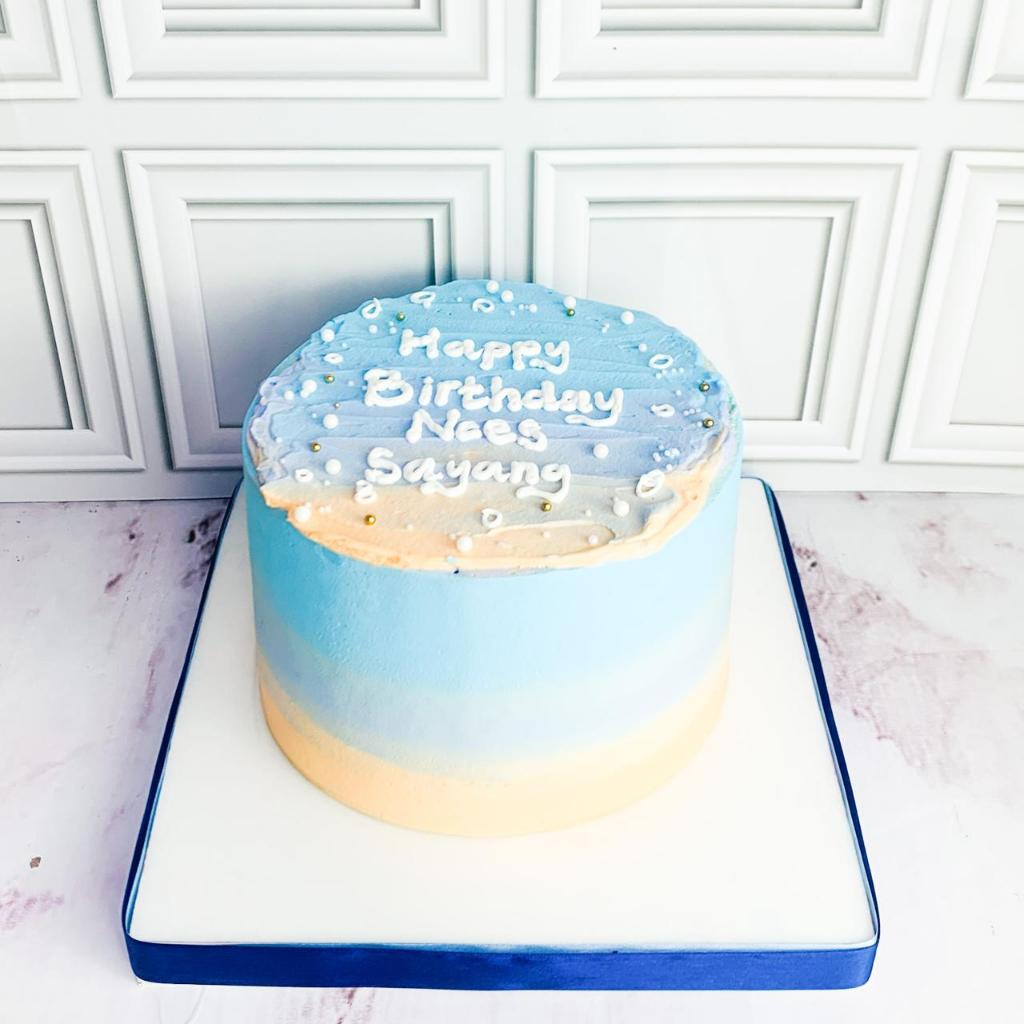 

Kue Ulang Tahun/Birthday Cake/Kue Ultah Korean Tema Biru/Kue Tema Langit/Kue Birthday Jakarta
