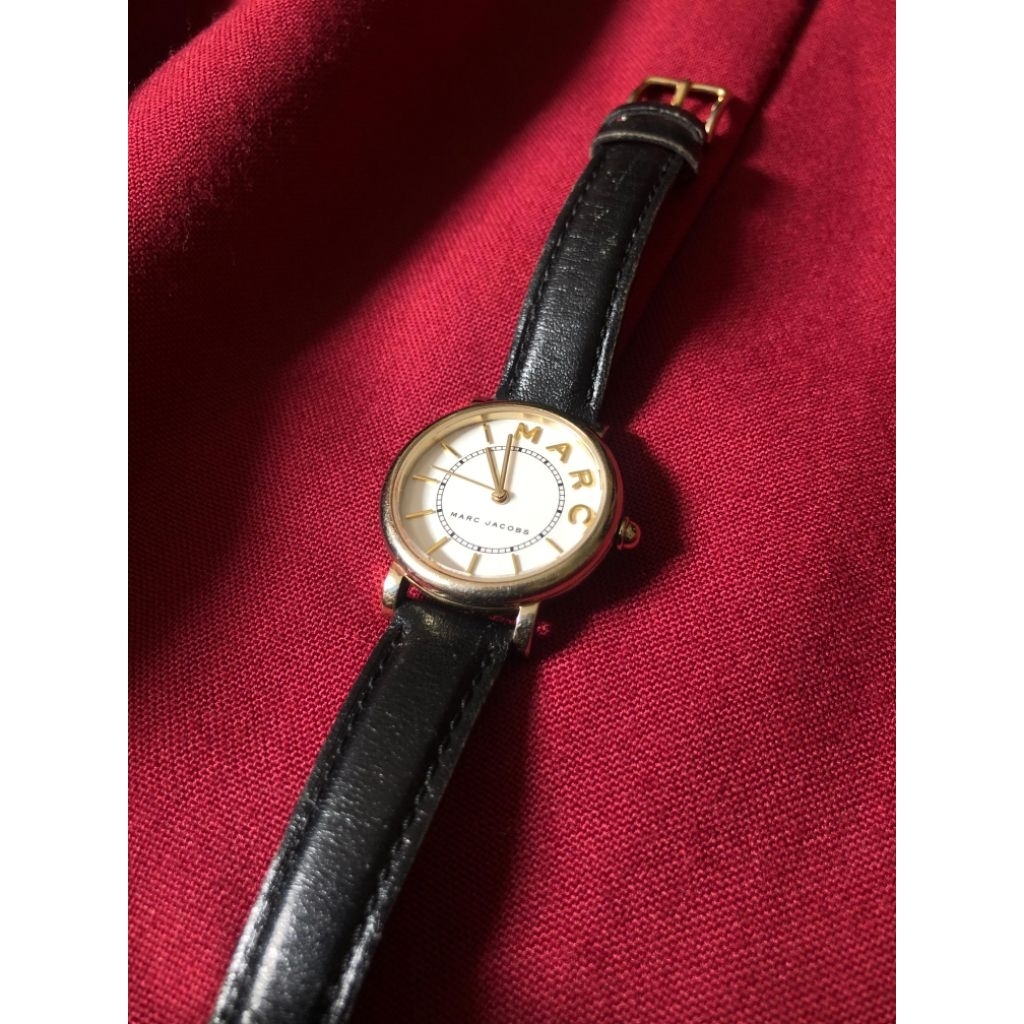 Marc Jacobs Roxy MJ1532 Ladies White Dial Black Leather Strap