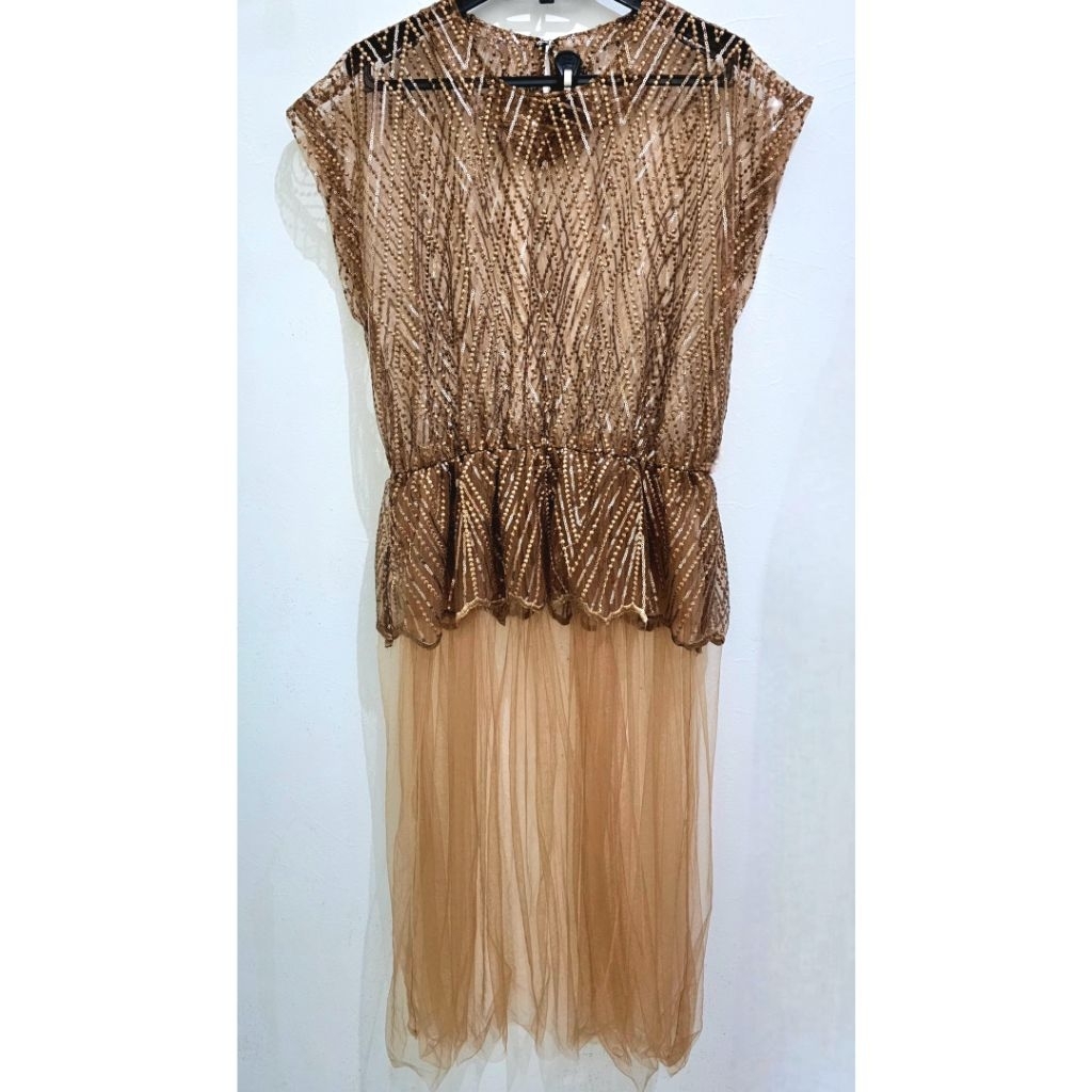 [PRELOVED] COUPLE SET KONDANGAN OUTER TILE PAYET & KEMEJA BATIK PRIA