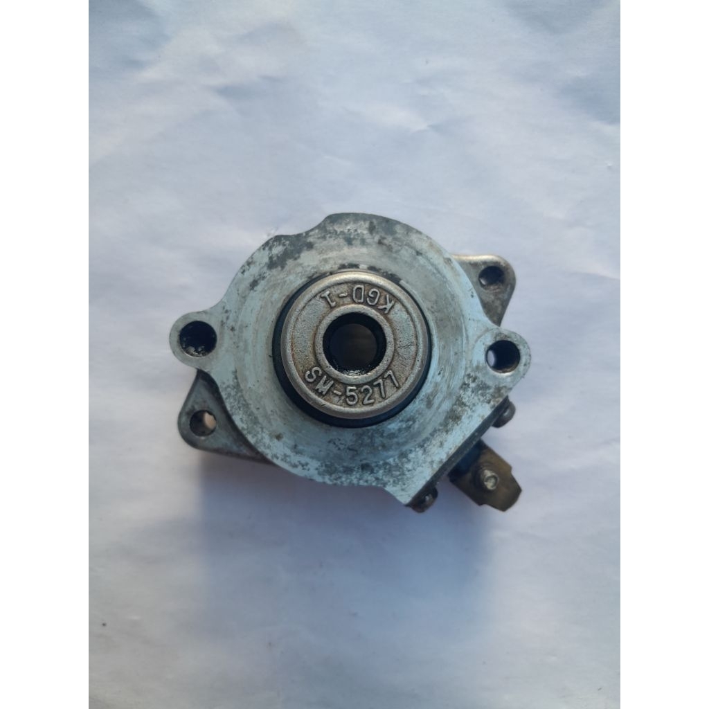 Rumah arang stater coll boster brush holder sett dinamo stater suzuki smash 110 lama original