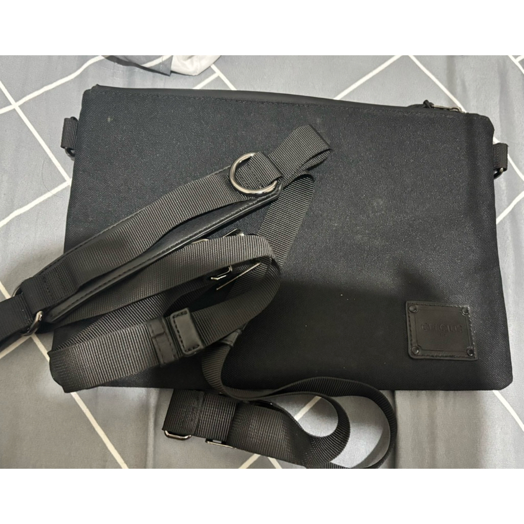 celcius clutch bag